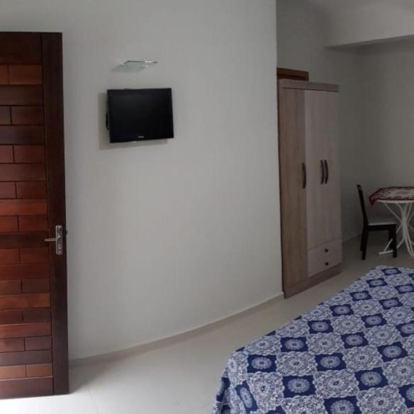 Quarto Completo E Cafe Da Manha Em Bombinhas Bed & Breakfast Екстериор снимка